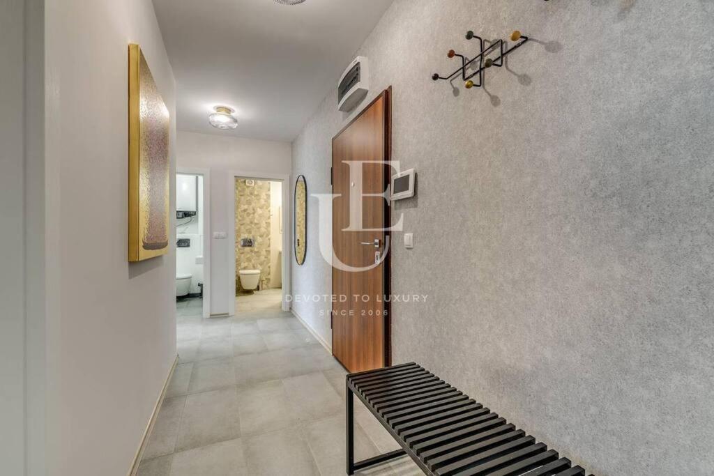 Madrid: A Modern 2-Bedroom Apartment With Parking صوفيا المظهر الخارجي الصورة