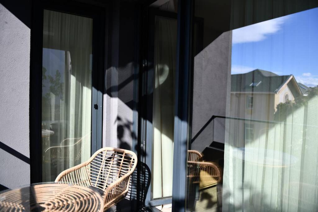 Madrid: A Modern 2-Bedroom Apartment With Parking صوفيا المظهر الخارجي الصورة