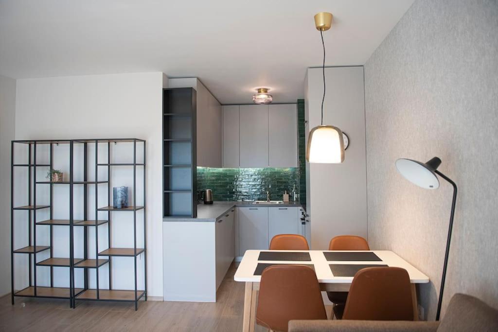 Madrid: A Modern 2-Bedroom Apartment With Parking صوفيا المظهر الخارجي الصورة