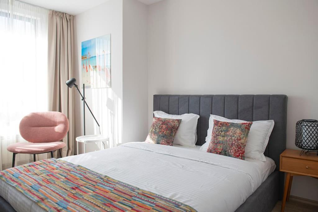 Madrid: A Modern 2-Bedroom Apartment With Parking صوفيا المظهر الخارجي الصورة