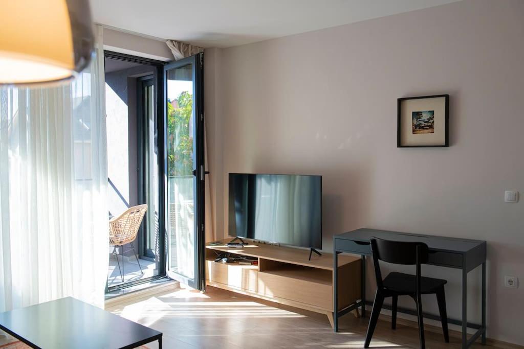 Madrid: A Modern 2-Bedroom Apartment With Parking صوفيا المظهر الخارجي الصورة