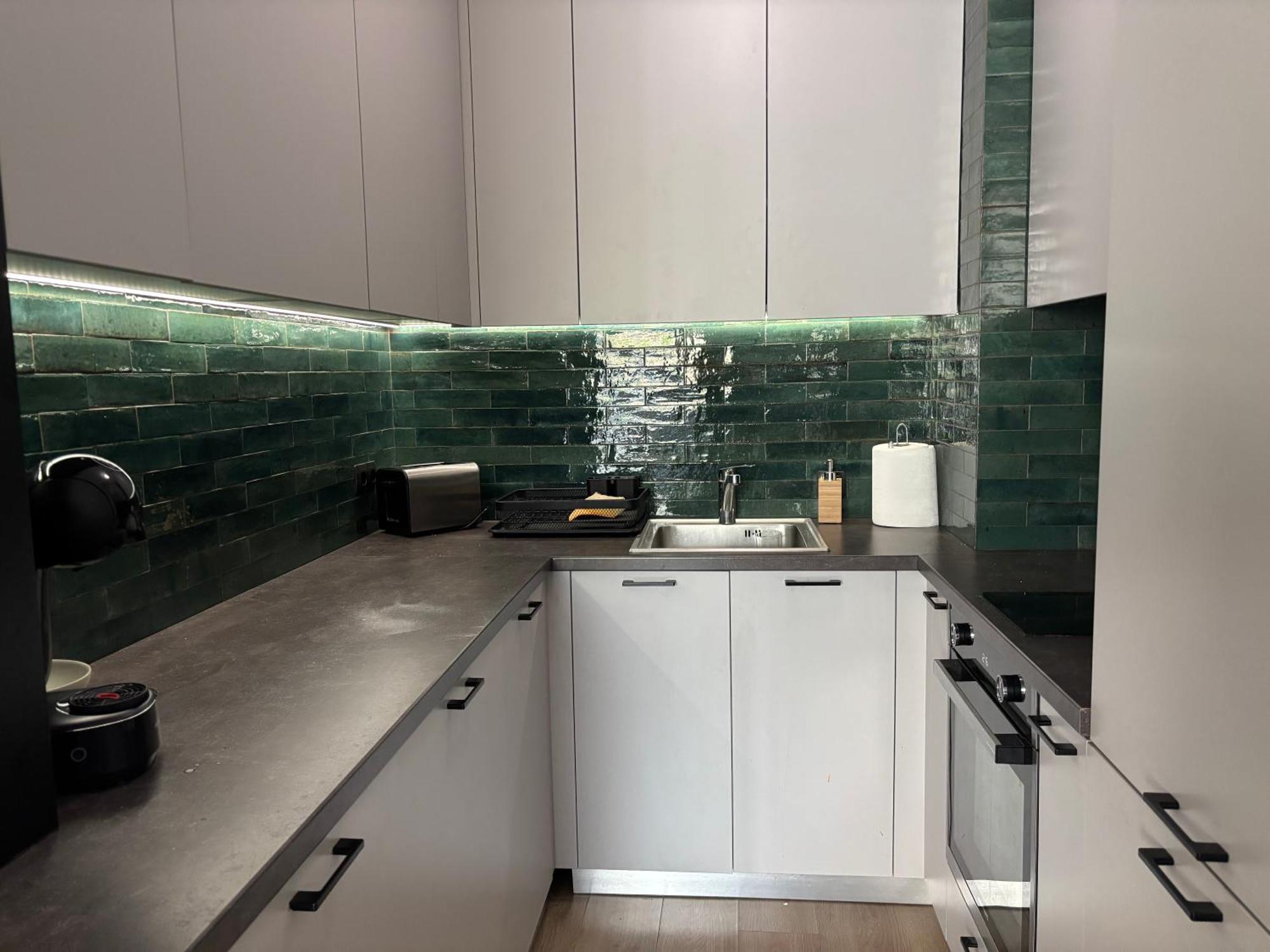 Madrid: A Modern 2-Bedroom Apartment With Parking صوفيا المظهر الخارجي الصورة